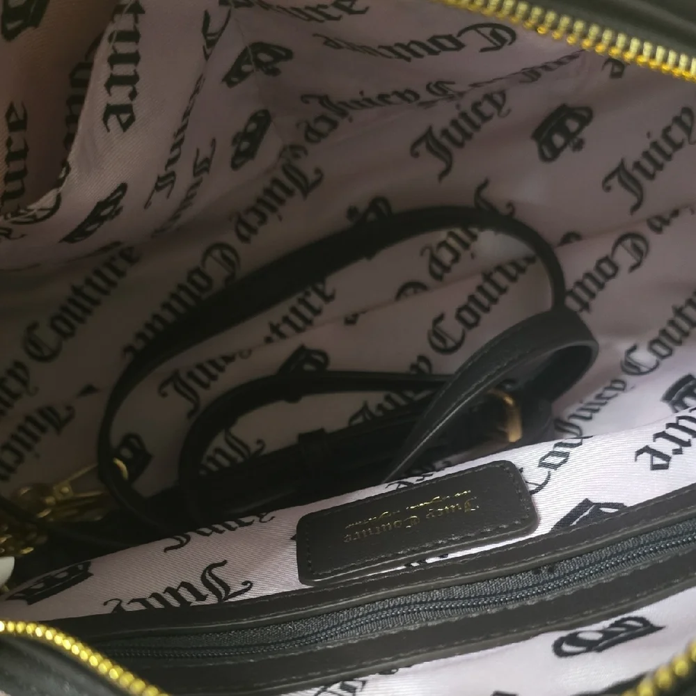 Juicy Couture Black and Pink Satchel with Gold Charm - Picture 3 of 8